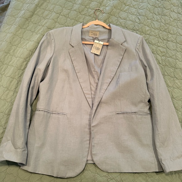 Dalia Women's Soft Blue Suit Jacket - Picture 3 of 4